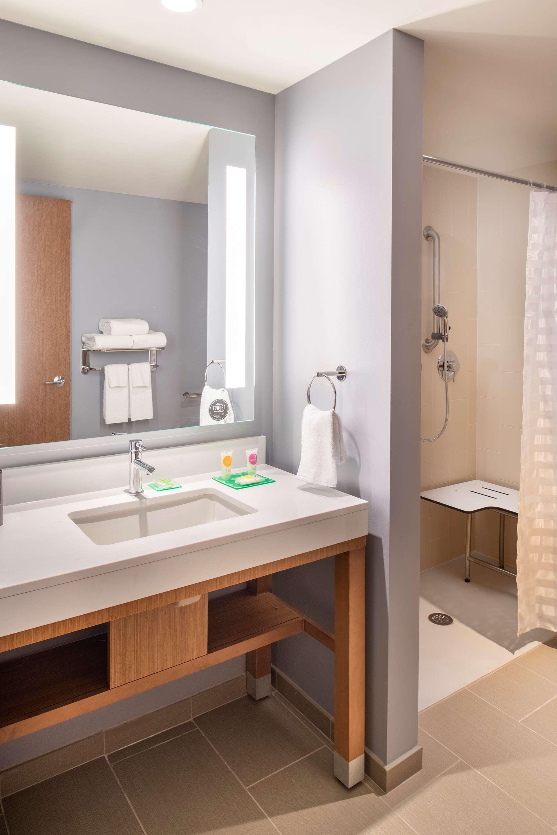 Hyatt Place East Moline/Quad Cities Esterno foto