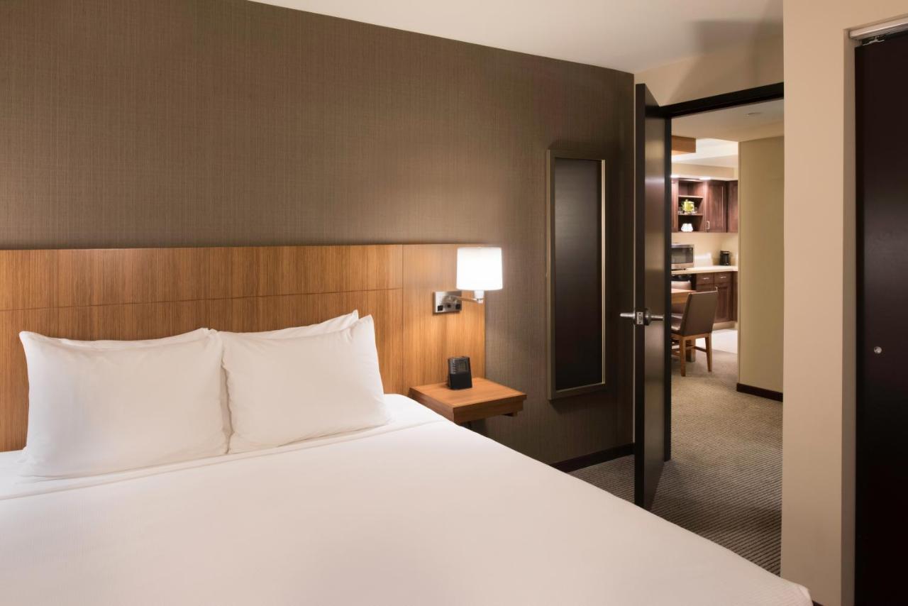 Hyatt Place East Moline/Quad Cities Esterno foto